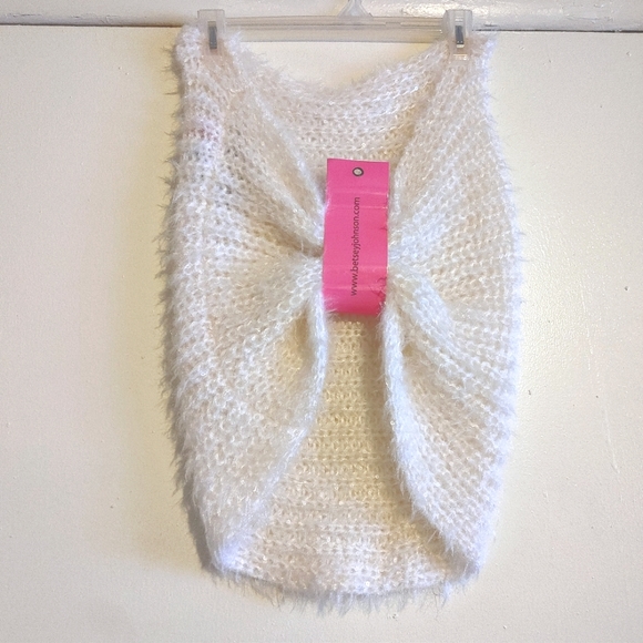 NWOT Betsy Johnson Cowl Scarf/Wrap Size OS - Picture 1 of 9